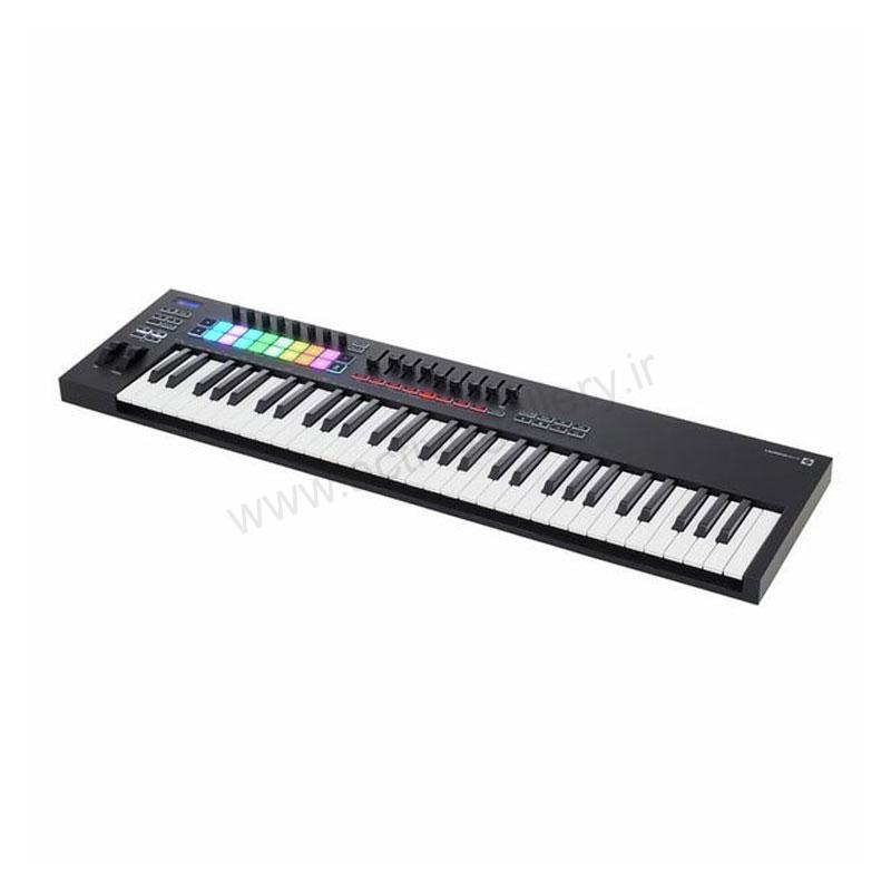novation-launchkey-61-mk3-2-800x800